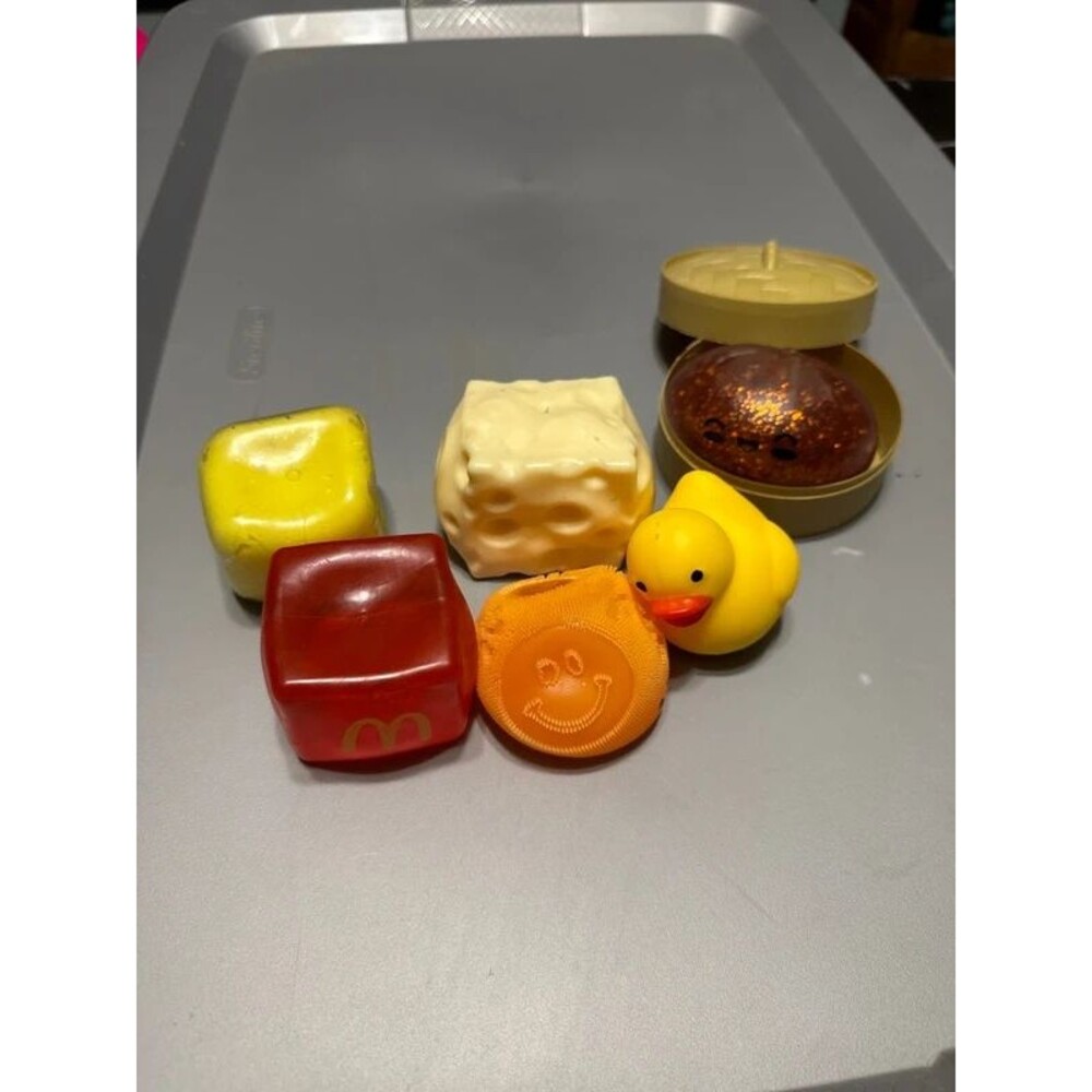6 Squishys